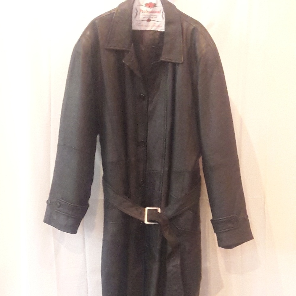 Black leather male trench coat never worn